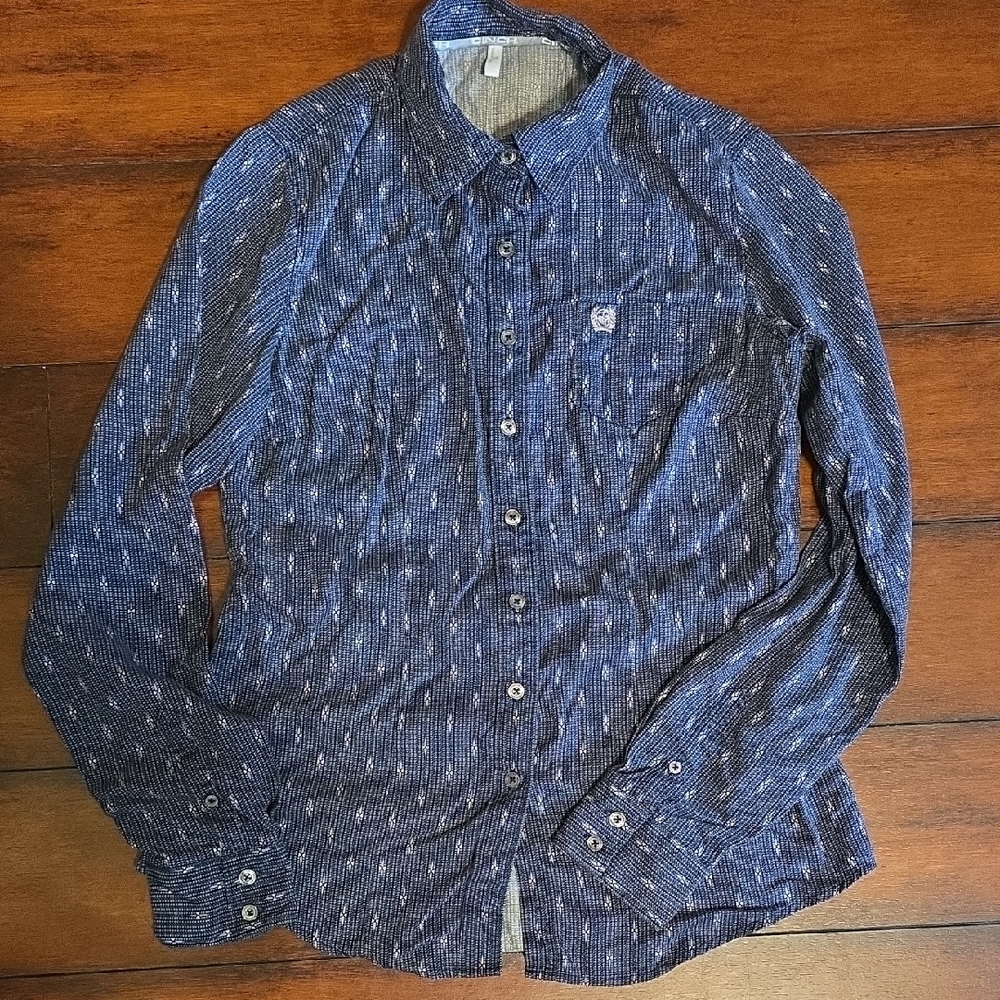 Cinch Button Up Shirt Medium